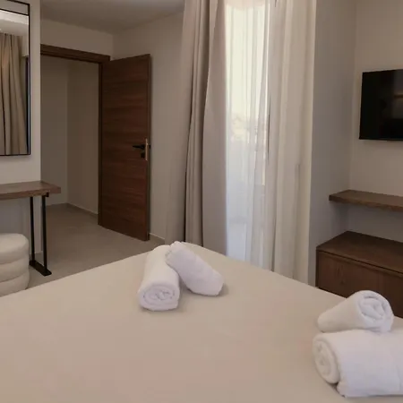 The Z Holiday home Gournes Gouvon