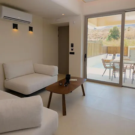 Holiday home The Z Gournes Gouvon
